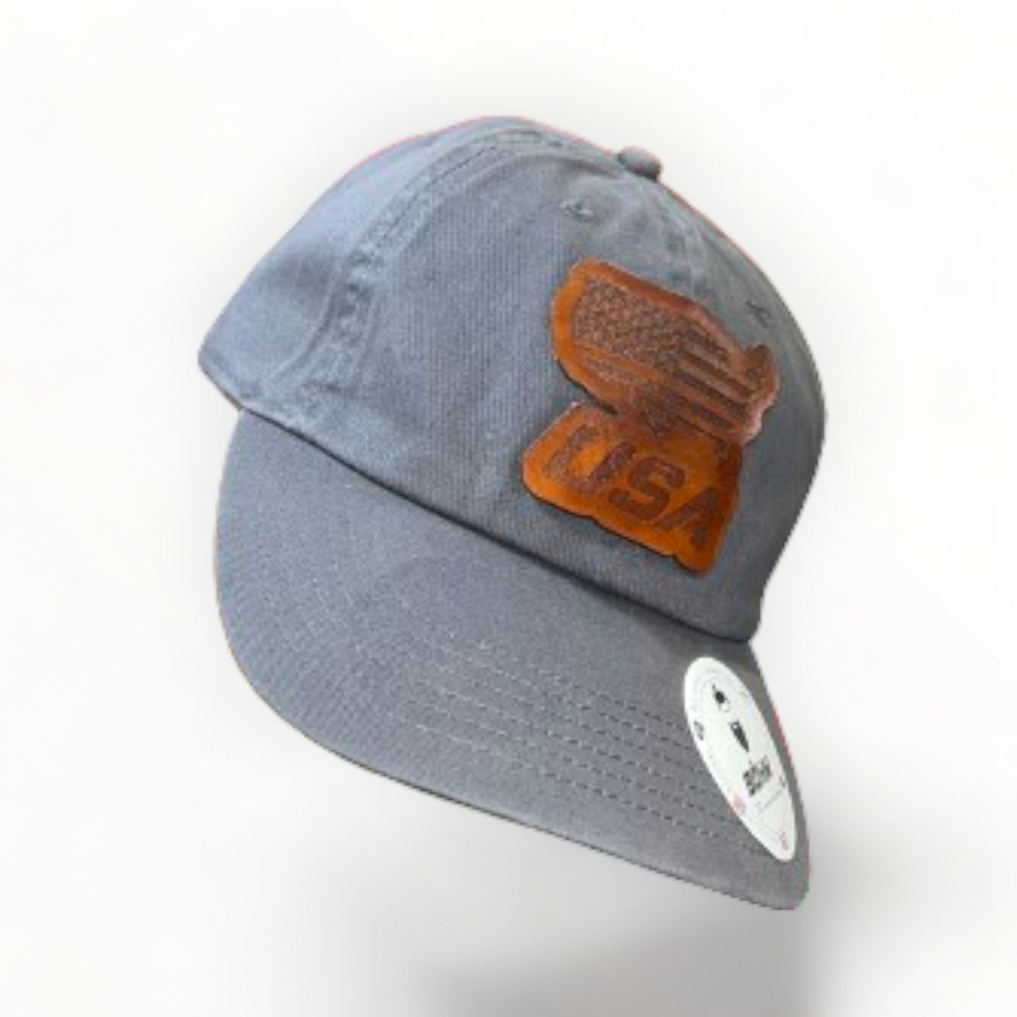 Gray USA Leather-Patch Cap – Patriotic Elegance Meets Style